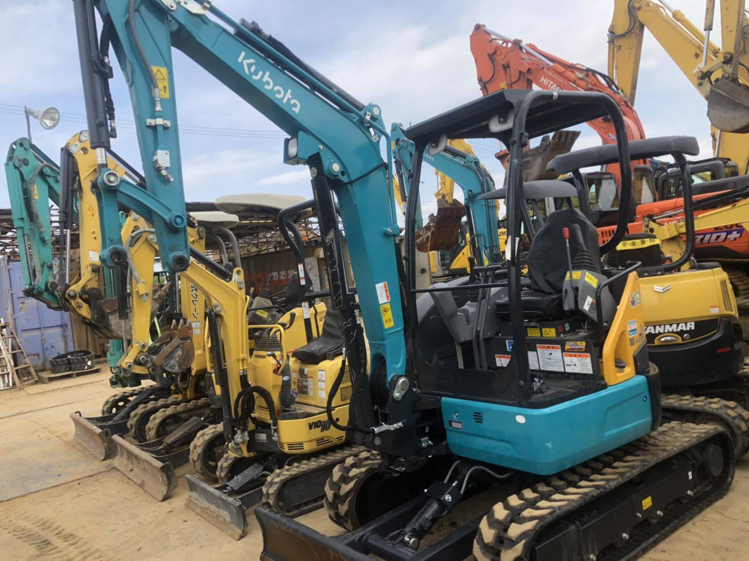 Kubota(クボタ建機)U-30-6【一宮】油圧ホースとアダプターの交換 